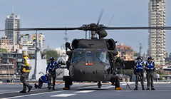 RAN, AAAvn, Royal Australian Navy, HMAS Canberra, 6th Aviation Regiment, Fleet Base East